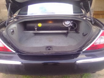 Jaguar XJ8 - 9