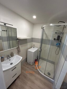 Pronájem bytu 2+kk o rozloze 61 m2, ulice Hrdlovská, Osek - 9