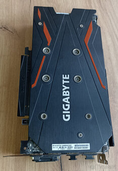 Funkční grafická karta Geforce GTX 1050Ti - 9