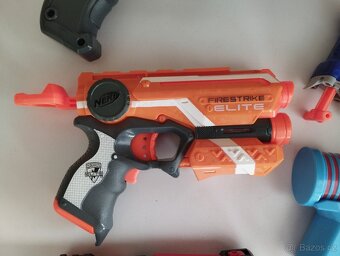 Pistole na pěnové náboje + terč - 9