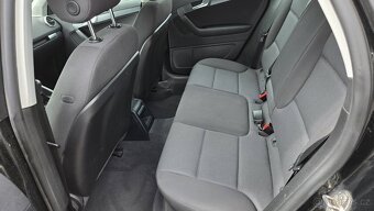AUDI A4 TFSi ATTRACTION 1MAJITEL - 9