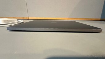 MacBook Pro 13” i7 2.8GHz 512GB 16GB - 9