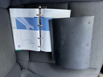 Volkswagen Touran 2.0D EcoFul - 9