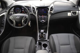 Hyundai i30 CW 1.6i CRDi VGT Family - 9