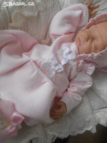 PORTUGALSKÉ ŠATY vel. 6 měs. - 9