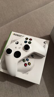 Herní konzole Xbox Series S - 500GB Robot White JAKONOVÝ - 9