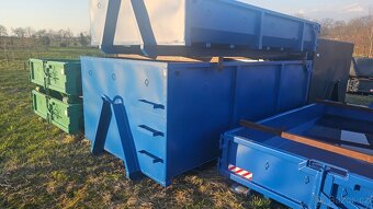 Výroba hákových kontejnerů Avia i Abroll - 9