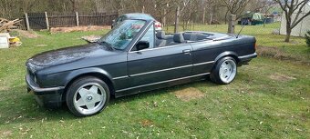 Bmw e30 cabrio 320i. Chromák. Serviska - 9
