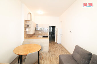 Pronájem bytu 1+1, 48 m², Františkovy Lázně, ul. Kollárova - 9