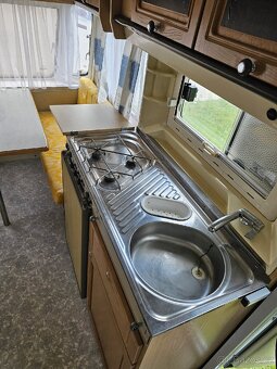 Obytný karavan Chateau Cantara - 9