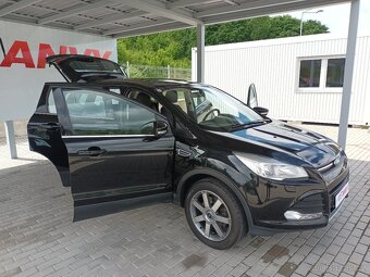 Ford Kuga 2,0 TDCi,4x4,VÝHŘEV,KOLA - 9