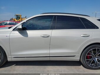 AUDI Q8 - 9