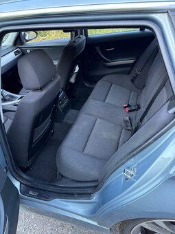 BMW e91 325i 160kw - 9