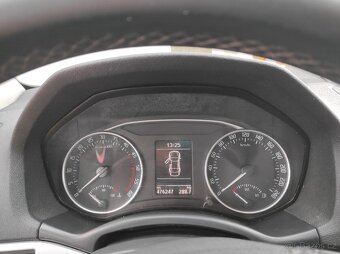 Škoda Octavia Scout 2 fl 2.0 TDI bmm - 9