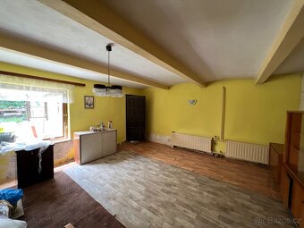 venkovský rodinný dům se stodolou - Záryby, Praha východ - 9