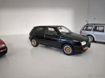 modely - 9