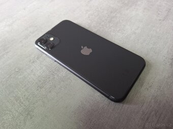 iPhone 11 64GB Black - baterie 83% - 9