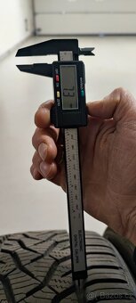 Celoroční 225/40/18 Barum Quartaris, 2023, 7.3-6.2mm. - 9