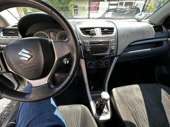 Suzuki Swift - 9