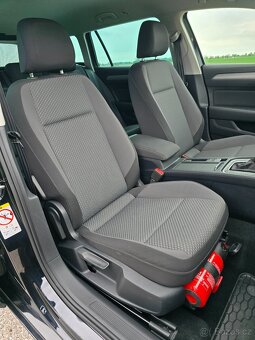 VOLKSWAGEN Passat B8 Variant 2.0 TDI DSG 110kW Tažné zař. - 9
