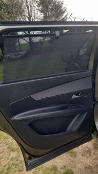 Peugeot 5008 1,2 Allure+, šíbr, 117000km - 9