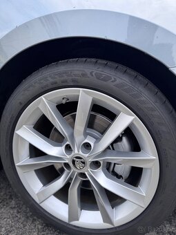 Škoda Superb 3 facelift L&K 2.0TDI DSG 2020 Tažné Matrix - 9