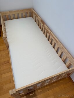 Montessori postel + Benab matrace + kompletní výbava - 9