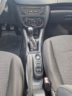 Peugeot 206+ - 9