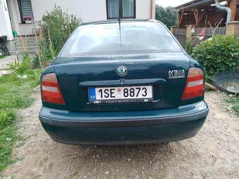 Škoda Octavia 1.6 benzín 55 KW - 9