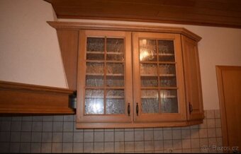 Venkovská kuchyně světlý dub masiv se spotřebiči,5567 - 9