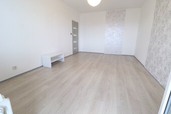 Byt 2+1 s lodžií, 66 m², Hradec Králové – ul. Fričova. - 9