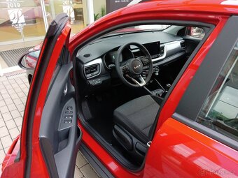 Kia Stonic 1,2 DPI SPIN MY25 - 9