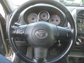Toyota Rav4, 2.0D-4D 4x4 2005 - 9