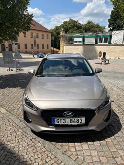 Hyundai i30, Hyundai i30 Trikolor 1.6 CRDI - 9