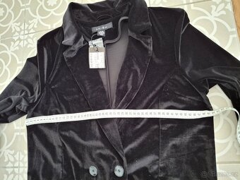 Nové s visačkou černé sametové sako M 38 Amisu pružné - 9