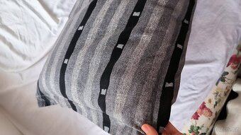 Ruzne dekoracni polstare foto uvnitř - 9