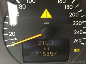 Mercedes benz E combi. w210 rok 2002 - 9