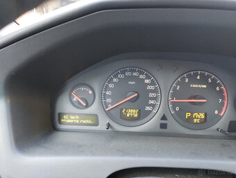 Prodám Volvo S60 T5 - 9