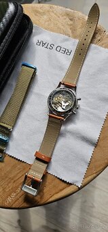 Seagull 1963 Chronograf Reedice, Red Star - 9