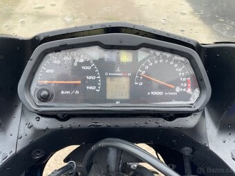 Honda Varadero 125 - 9