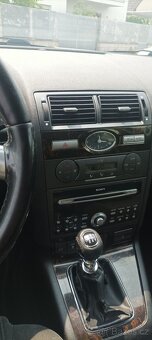 PRODEJ AUTOMOBILU Ford Mondeo - 9