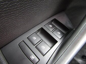 Opel Astra 2.0 CDTi , 121 kW nafta, 2013 - 9