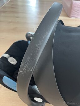 Autosedačka Cybex Aton M, Izofix, zrcátko, adaptéry na kočár - 9