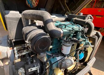 VYBRAČNÍ VÁLEC ATLAS COPCO CC1200 - 9