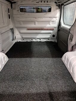 RENAULT TRAFIC 2.0 DCI+++NOVÁ SPOJKA - 9