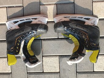 Žákovská hokejová výstroj CCM Bauer - 9