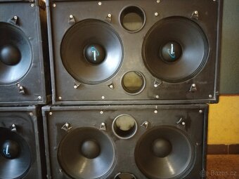 Basové Boxy Altronix 1200 wattů 8 ohmů - 9