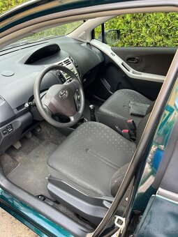 ZACHOVALÁ TOYOTA YARIS 1.3, 2006 - 9