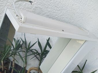 Koupelnové zrcadlo a světlo š. 80 cm, v. 105 cm - 9