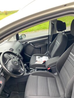VOLKSWAGEN TOURAN CUP 2.0 TDI 2014 - 9